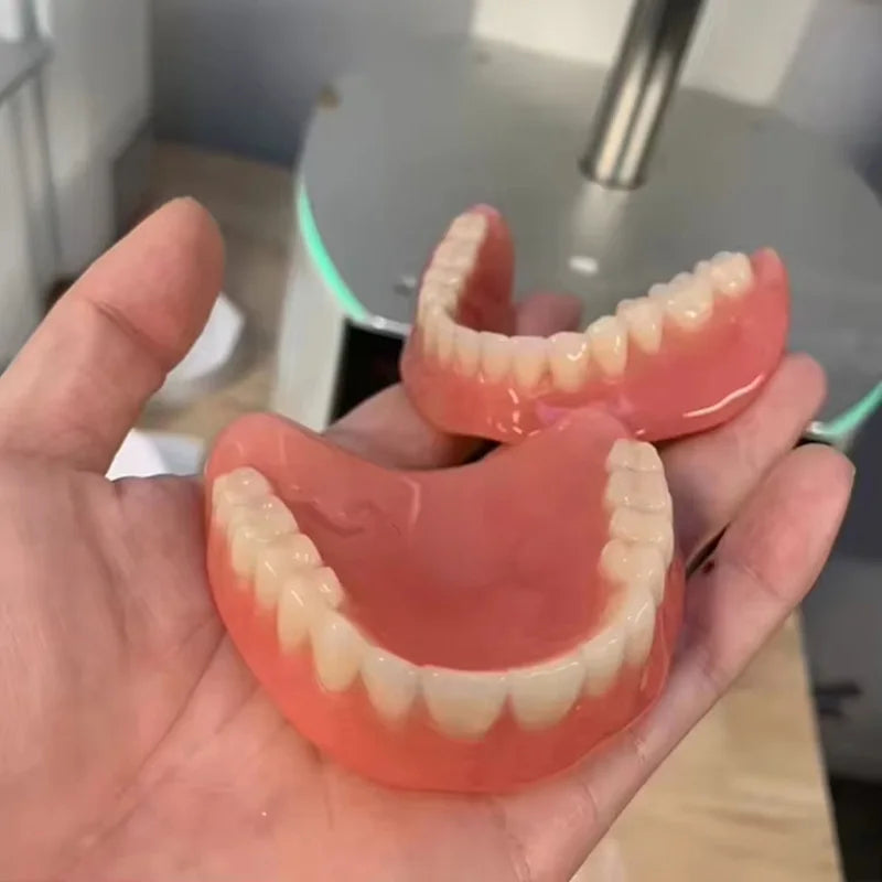 Complete Denture Set with Storage Case and Cleaning Accessories - 11