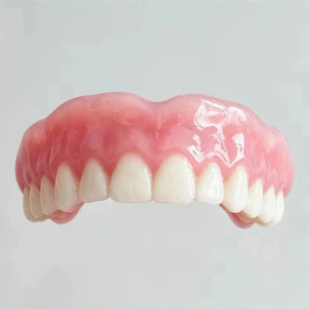 Flexible Silicone Dentures for a Comfortable and Natural Looking Smile