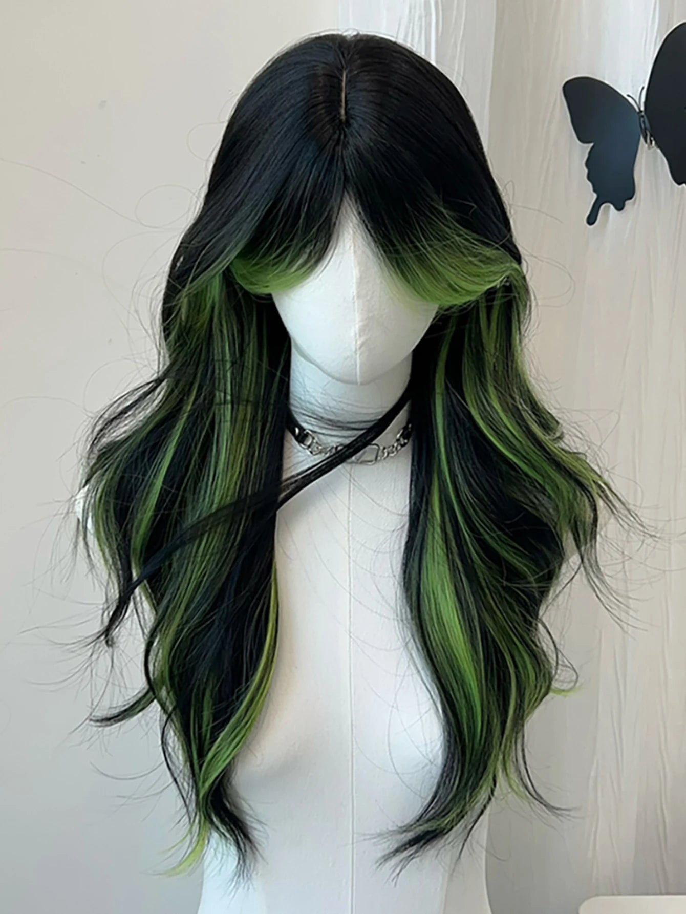 Long Wavy Ombre Green Layered Wig for Cosplay and Daily Wear - 7