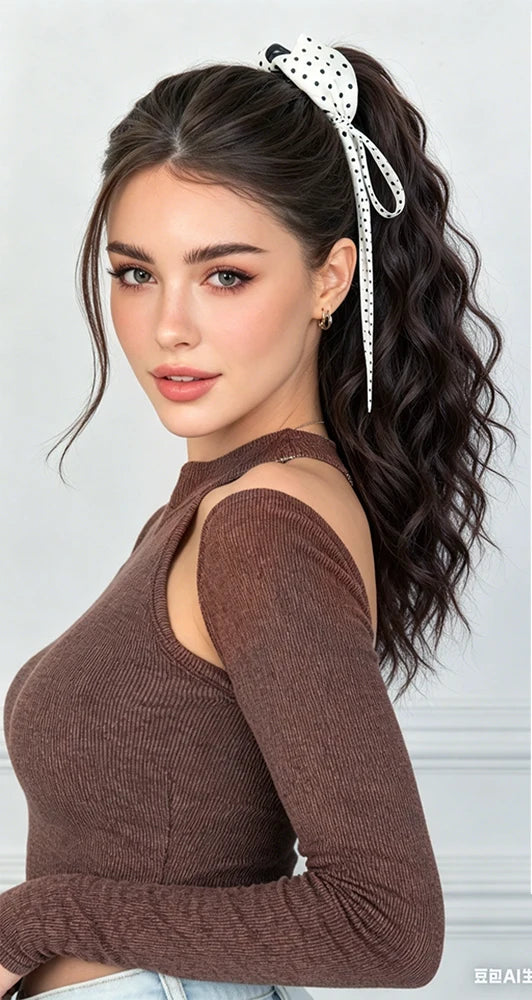 20-Inch Wavy Claw Clip Ponytail with Bow - 17