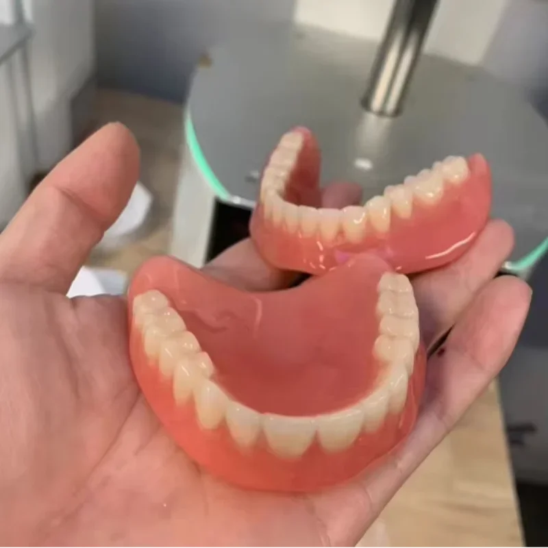 Full Mouth Silicone Dentures for Natural Smile and Daily Comfort