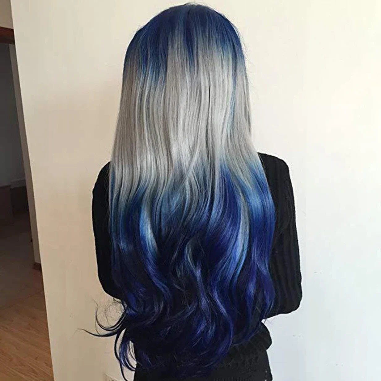 Long Wavy Ombre Wig for Daily Wear and Costume Parties - 4