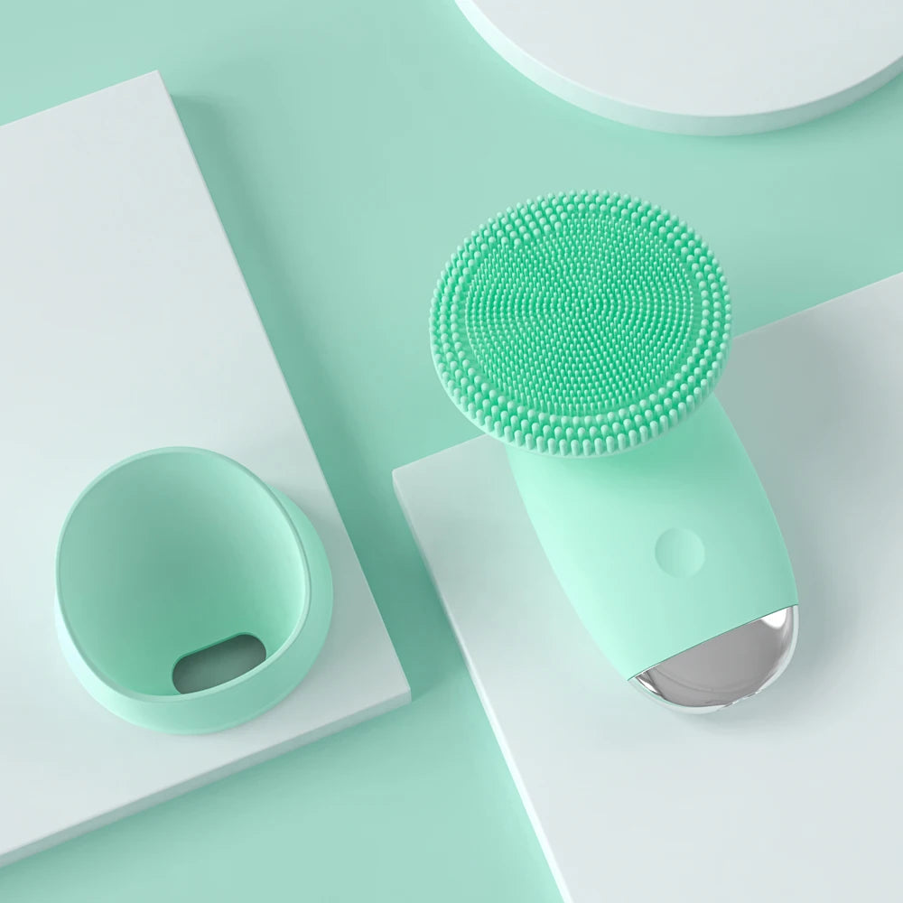 Electric Silicone Face Cleansing Brush for Deep Pore Exfoliation