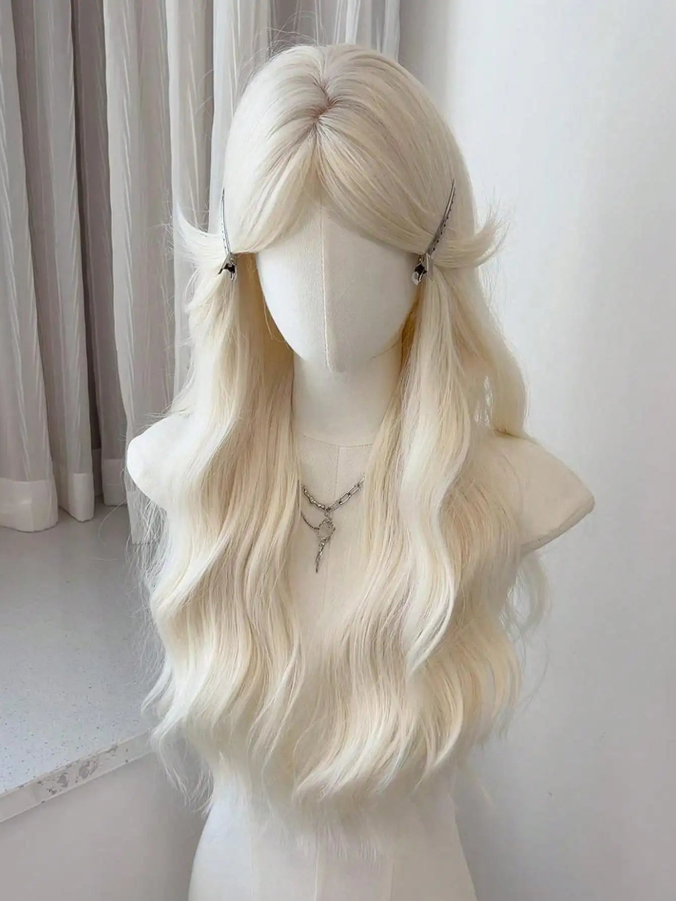 Long Wavy Synthetic Wig with Bangs for Daily Wear and Cosplay - 13